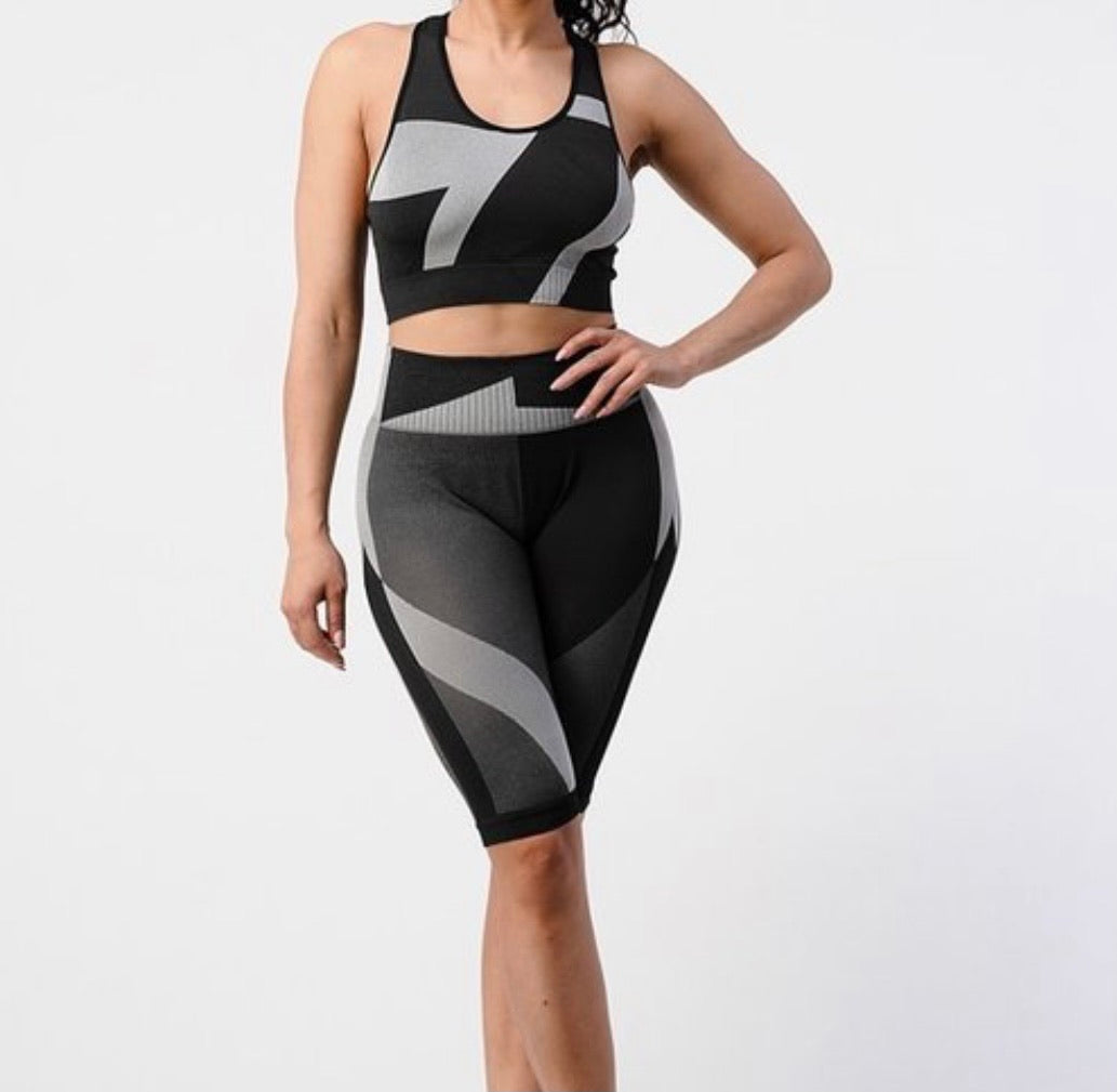 Two Piece Active Set (Black)